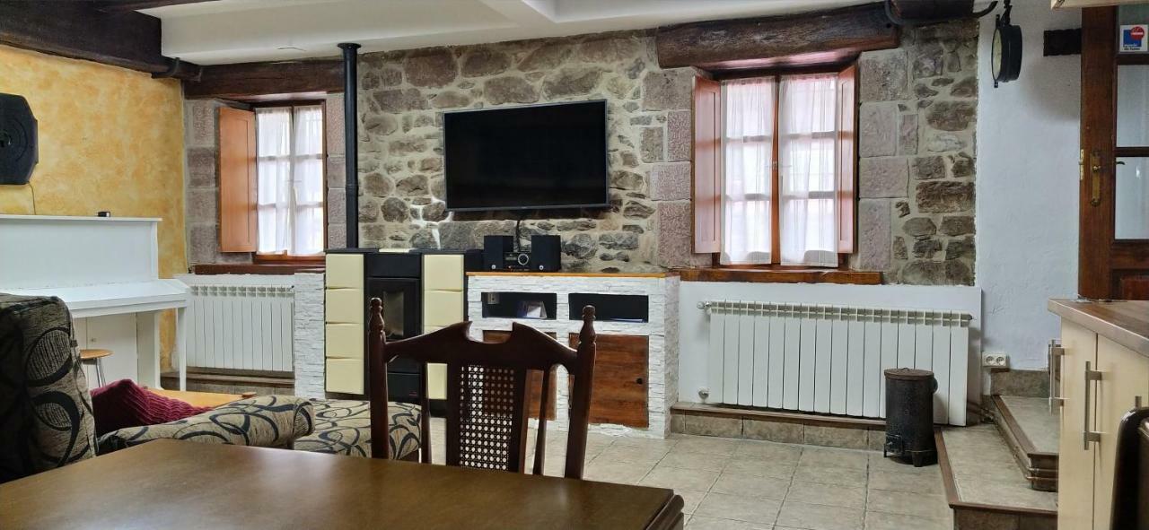 Ferienwohnung Casa Martiko Eugi Exterior foto